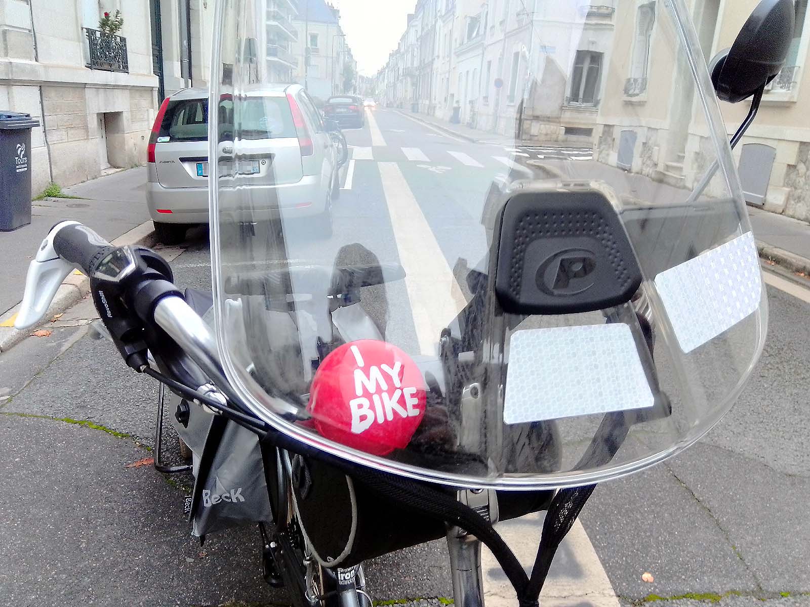 Un vélo-voiture 27”, pour remplacer l'automobile...